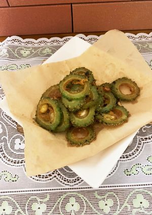 美味♡唐揚げ粉を使った簡単ゴーヤチップス-レシピのメイン写真
