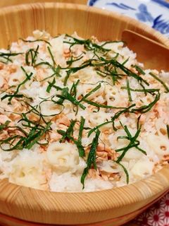 鮭とれんこんの混ぜ寿司-レシピのメイン写真