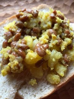 納豆とじゃがいものトースト(カレー風味)-レシピのメイン写真