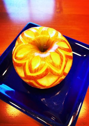 りんごの飾り切り　お花-レシピのメイン写真