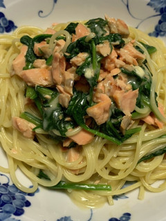 鮭とほうれん草のクリームパスタ-レシピのメイン写真
