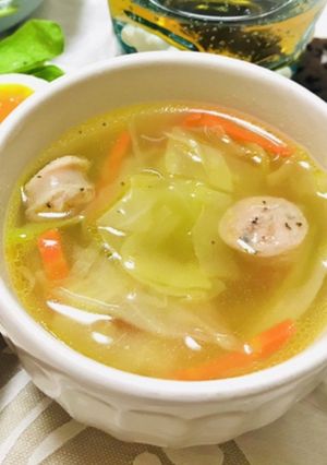 簡単ハーブ香草ウィンナーのコンソメスープ-レシピのメイン写真