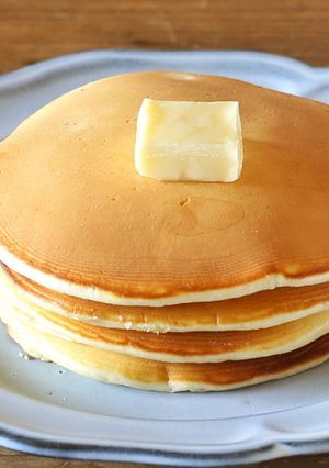 卵とミルクのふんわりパンケーキ-レシピのメイン写真