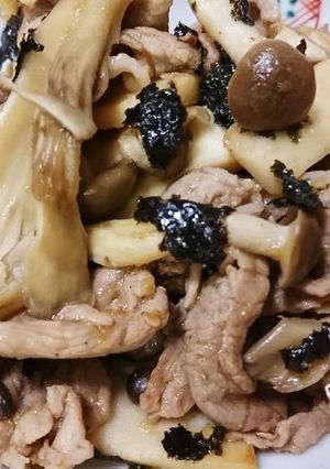 ☆韓国海苔必須！豚肉のキノコ炒め☆-レシピのメイン写真