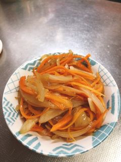 玉ねぎとにんじんのきんぴら-レシピのメイン写真
