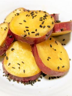 甘じょっぱい!さつまいもめんつゆバター煮-レシピのメイン写真