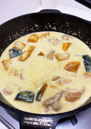 鶏肉とかぼちゃのクリーム煮-レシピのメイン写真