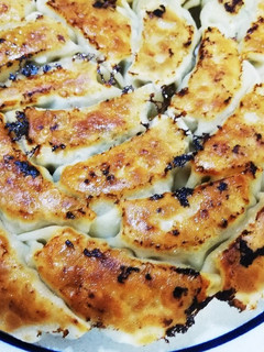 野菜がシャキッとジューシーな焼き餃子-レシピのメイン写真