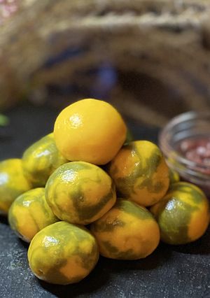 カボチャと生スピルリナの豆腐白玉月見団子-レシピのメイン写真