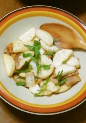 カブとベーコンの洋風炒め物-レシピのメイン写真