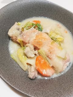 シチューでリメイク☆鮭のクリーム煮-レシピのメイン写真