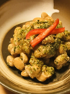 毎日の納豆●きざみ青じそ+梅肉チューブ-レシピのメイン写真
