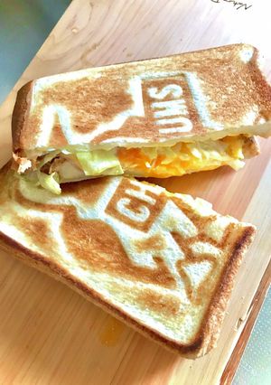 とろ〜り目玉焼きとチーズのホットサンド☆-レシピのメイン写真