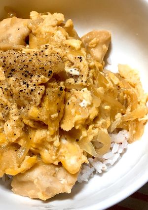 ふっくらジューシー♪鶏むね肉の親子丼-レシピのメイン写真