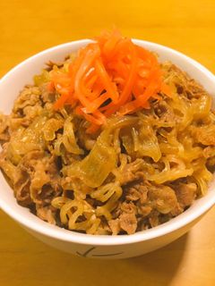 白滝入れてかさまし♡牛丼。-レシピのメイン写真