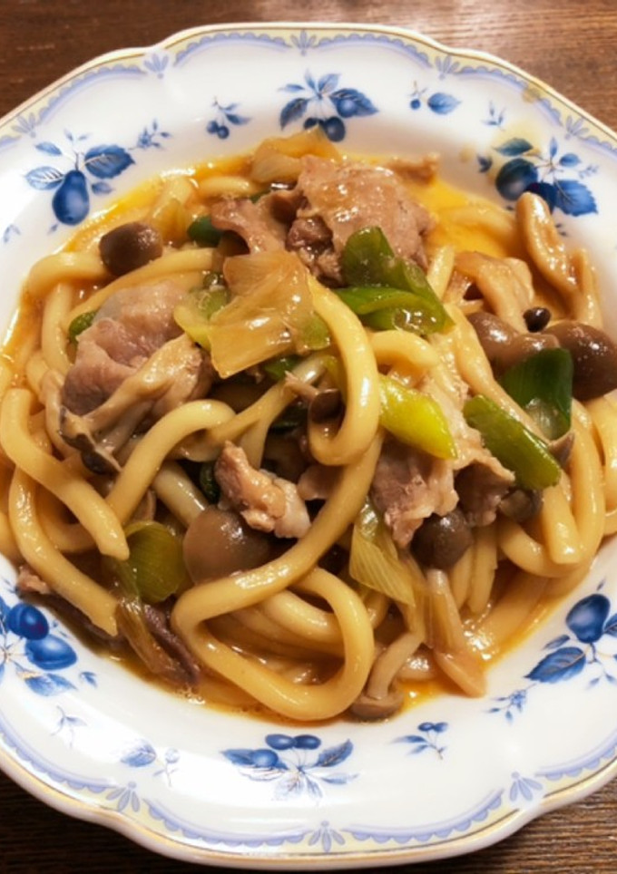 シメ風すき焼きうどん-レシピのメイン写真