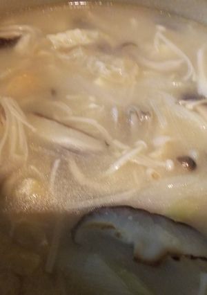 簡単美味・4種の茸のキノコ汁（味噌仕立）-レシピのメイン写真