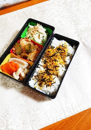 ザーサイと豚肉のピリ辛炒めを入れました。-レシピのメイン写真