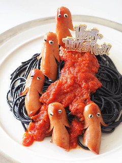 ハロウィン真っ黒イカスミパスタ-レシピのメイン写真