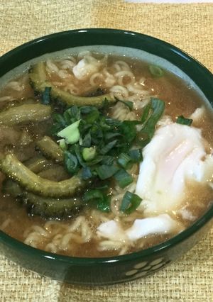 ほろにが♪ゴーヤと半熟卵のラーメン-レシピのメイン写真
