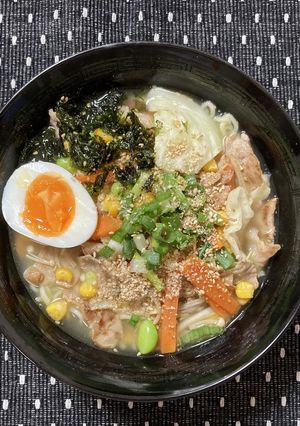 サッポロ一番塩味胡麻づくし-レシピのメイン写真