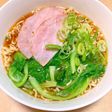 たっぷりレタスのしょうゆラーメン☆
