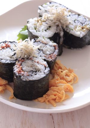 しらすの のり巻きおにぎり♪２種類-レシピのメイン写真