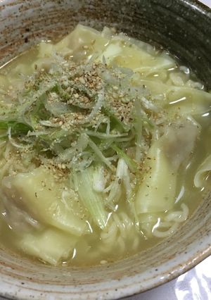 市販のワンタンで簡単塩ラーメン-レシピのメイン写真