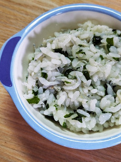 しらすとワカメの雑炊☆離乳食完了期-レシピのメイン写真