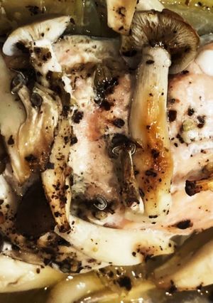 包んで焼くだけ！秋鮭とキノコのホイル焼き-レシピのメイン写真