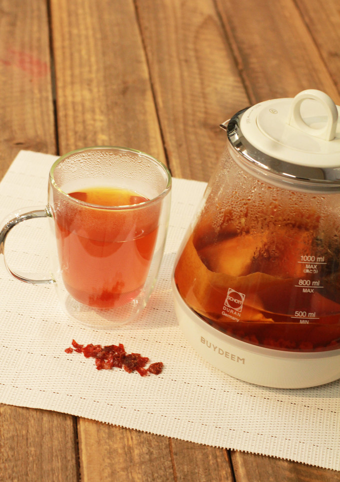 【秋の薬膳茶】ローズヒップと梨皮の紅茶-レシピのメイン写真