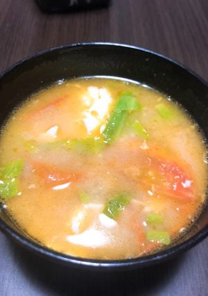 トマトの味噌汁-レシピのメイン写真