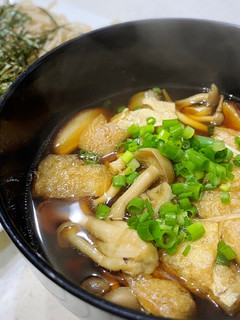 簡単旨い☆豚バラ肉ときのこのつけ蕎麦-レシピのメイン写真