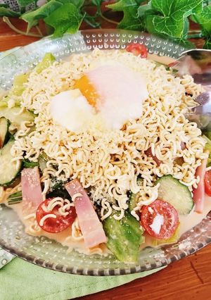 サッポロ一番♪シーザーラーメンサラダ-レシピのメイン写真