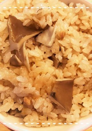 鍋の素で簡単！舞茸の炊き込みごはん-レシピのメイン写真