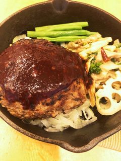 ちょこっとだけ上等なハンバーグ-レシピのメイン写真