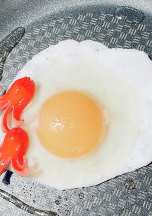 可愛い♪お弁当に！赤いタコさんの目玉焼き-レシピのメイン写真