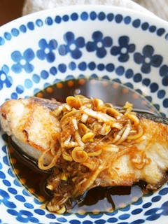 焼きブリ♪ユーリンチーのタレをかけて♪-レシピのメイン写真