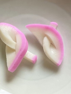 椀（お吸い物）やお弁当に！蒲鉾の飾り切り-レシピのメイン写真