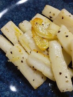 レンコンのペペロンチーノ風炒め-レシピのメイン写真