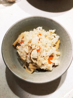 創味だしでほんのり甘めのマツタケごはん-レシピのメイン写真