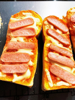 子供喜ぶ!簡単なのに美味しいピザ♪朝食に-レシピのメイン写真