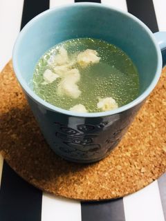 鶏胸肉の茹で汁で そのまま簡単スープ-レシピのメイン写真