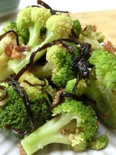 簡単美味♪ブロッコリーのおかか塩昆布あえ-レシピのメイン写真