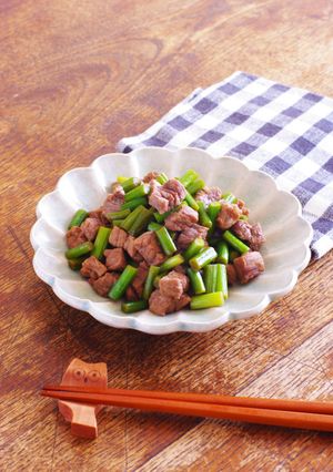 にんにくの芽と牛肉の焼肉のタレ和え-レシピのメイン写真