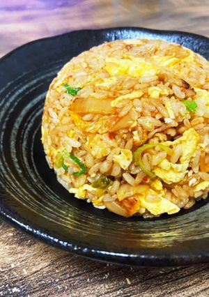 誰でも簡単♪豚キムチャーハン♪-レシピのメイン写真