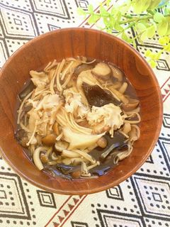 旨みと栄養たっぷり!とろとろきのこ汁-レシピのメイン写真