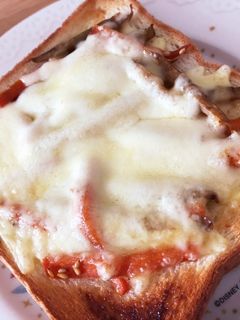 簡単*きんぴらごぼうチーズトースト-レシピのメイン写真