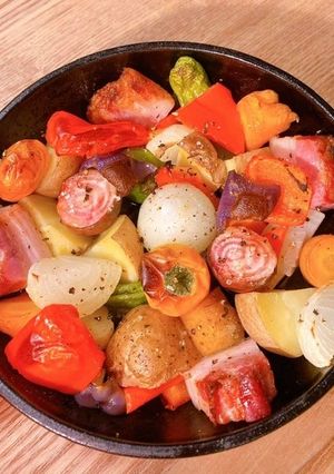 簡単 パプリカとベーコンのスキレット焼き-レシピのメイン写真