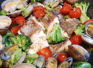魚料理に困ったら③白身魚のアクアパッツァ-レシピのメイン写真